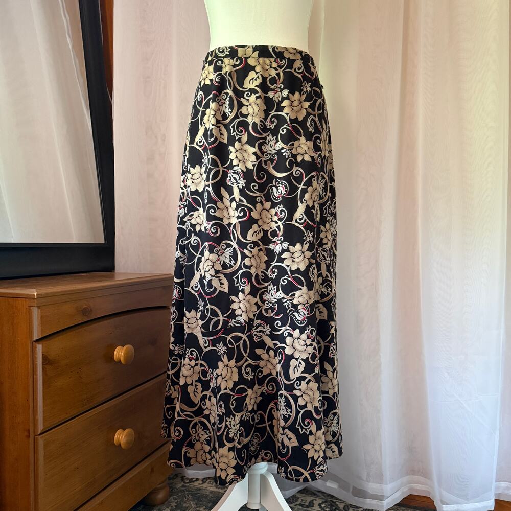 Sag Harbor Black Floral Maxi Skirt Size 14 Dark Romantic Vintage Style